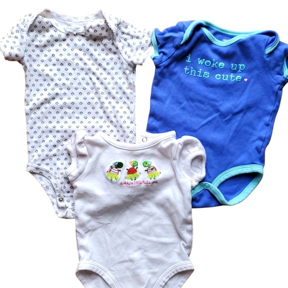 Carters Girl 3 Short Sleeve Onesies Size 6M- turtle, bee, woke up